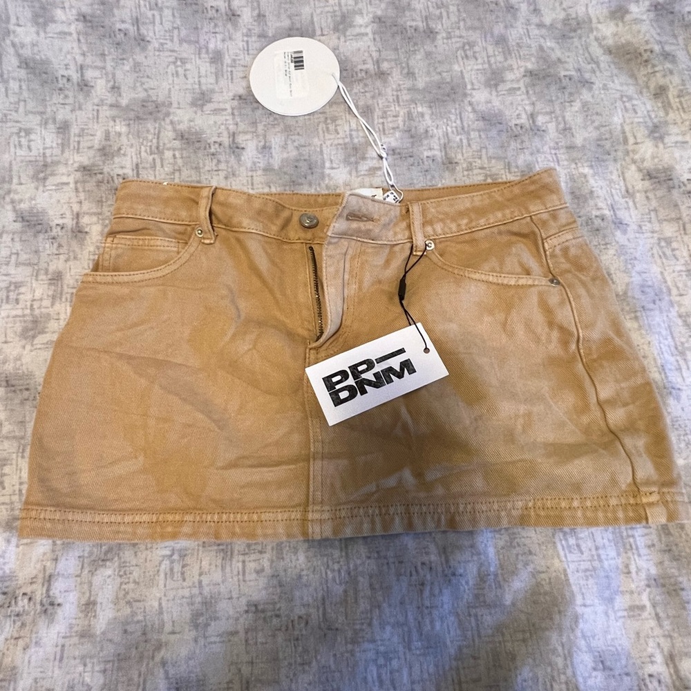 BNWT beige mini skirt from Princess Polly (size small/medium)